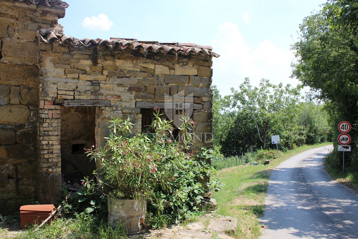 Cerovlje, casa in pietra con vista panoramica