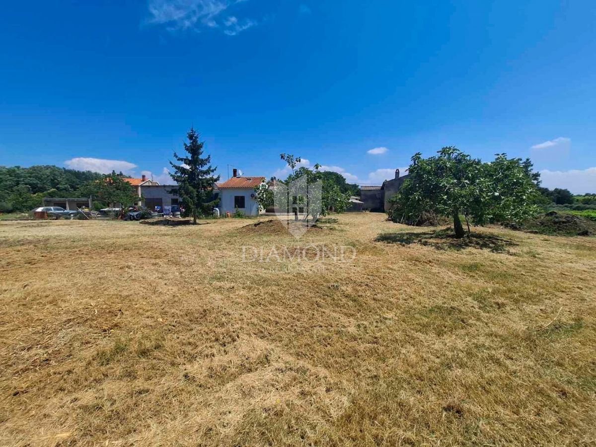 Terreno Poreč, 796m2