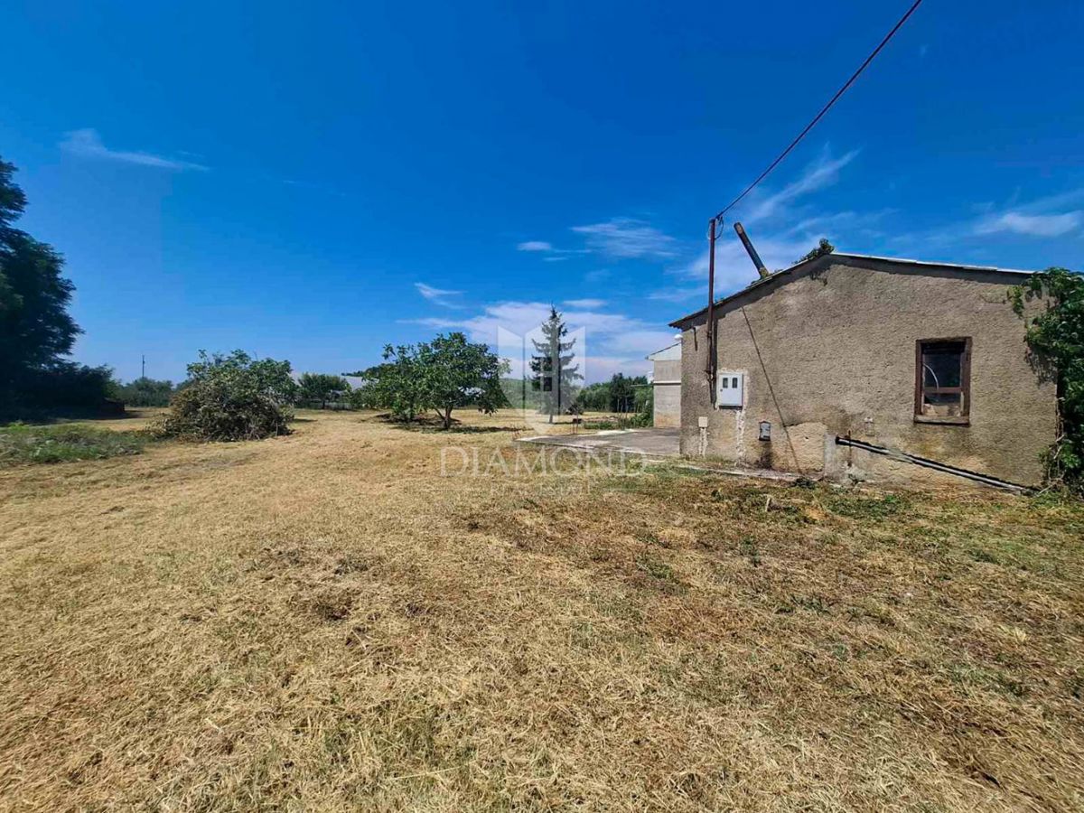 Terreno Poreč, 796m2