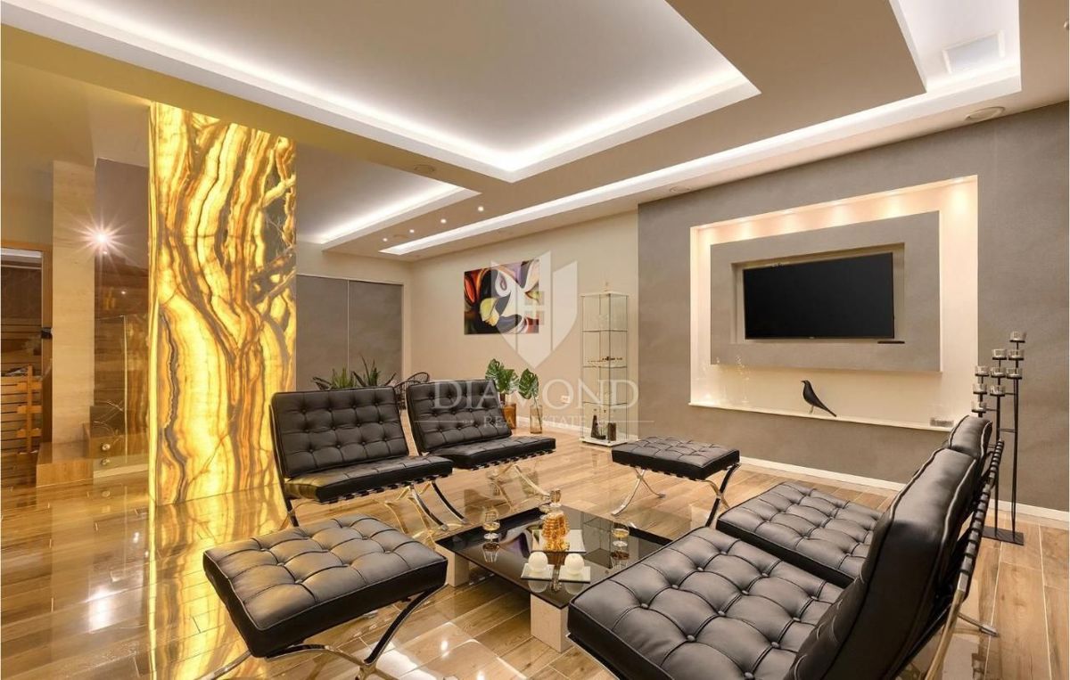 Rovigno, splendida villa con piscina e grande area wellness