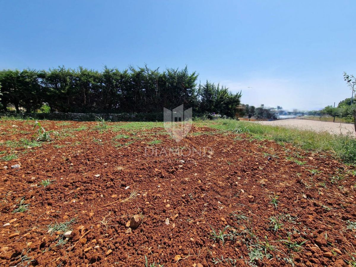 Terreno Novigrad, 1.119m2