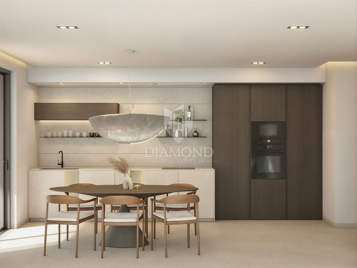 Bellissimo appartamento con piscina vicino a Rovigno