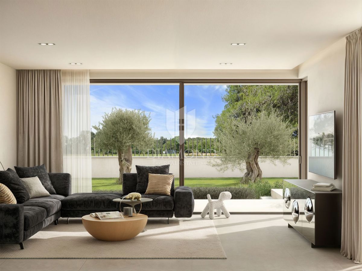 Bellissimo appartamento con piscina vicino a Rovigno