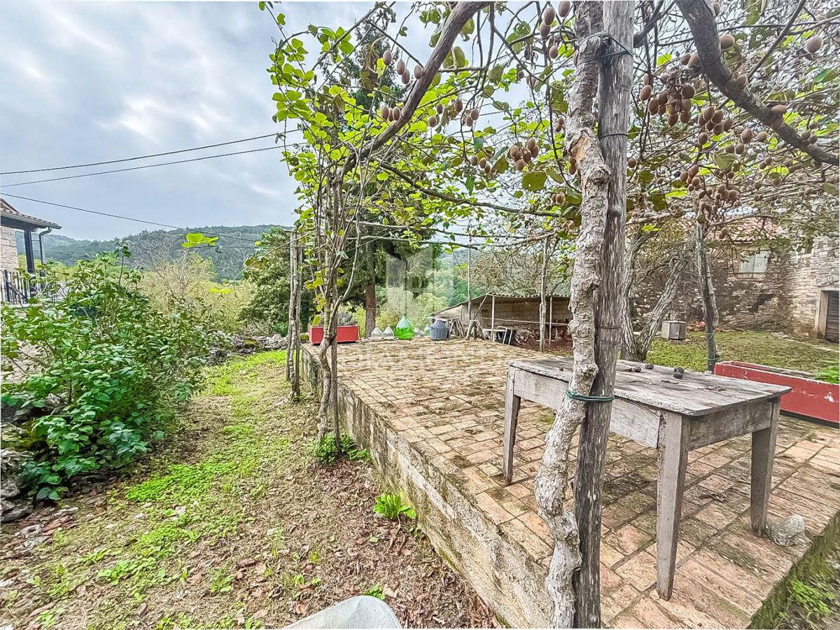 Oprtalj, casa da ristrutturare