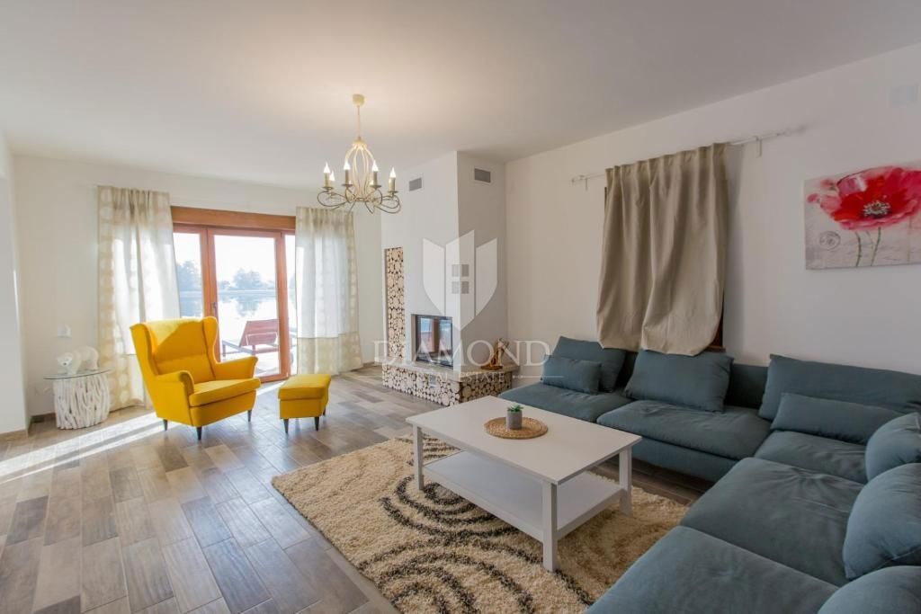 Ogulin, Splendida Villa sul Lago