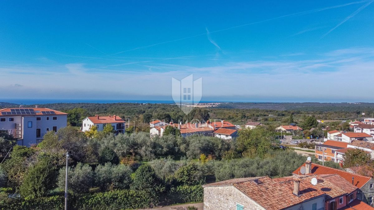 Parenzo, lussuoso appartamento al piano terra con piscina e giardino!