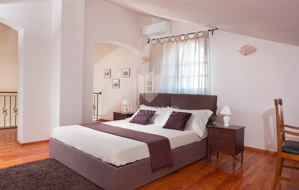 Casa con piscina vicino al centro di Parenzo