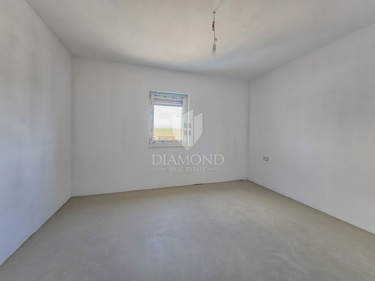 Umago, appartamento in costruzione a 550 metri dal mare!