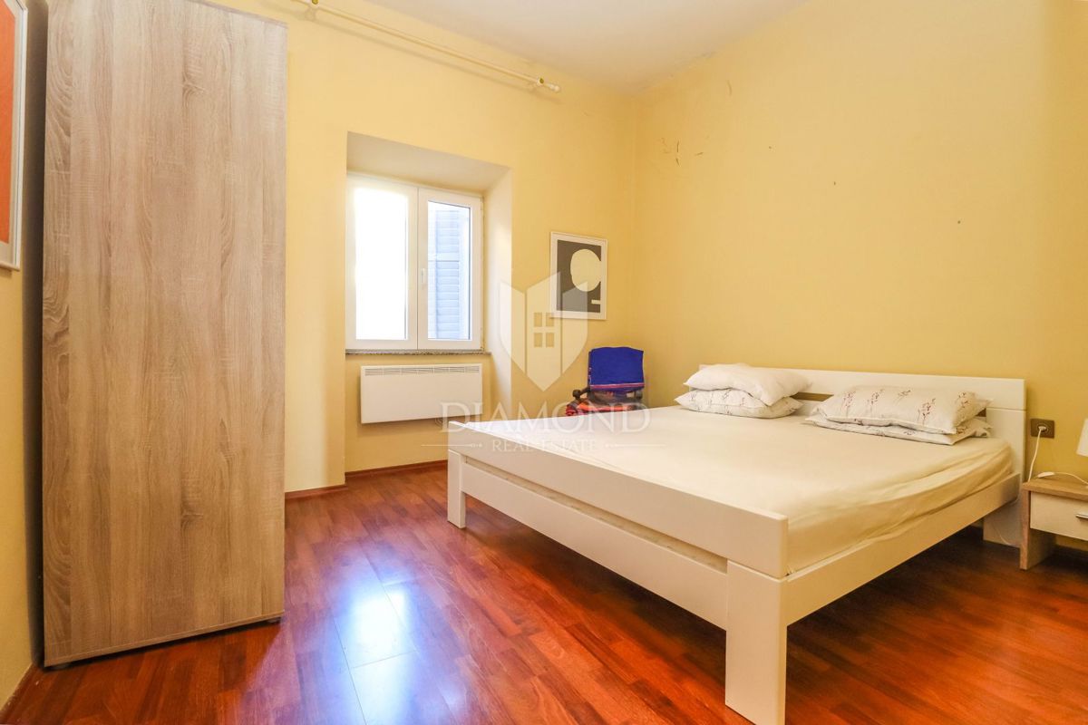 DA NON PERDERE! Appartamento con 3 camere da letto + soggiorno nel centro di Pola! 