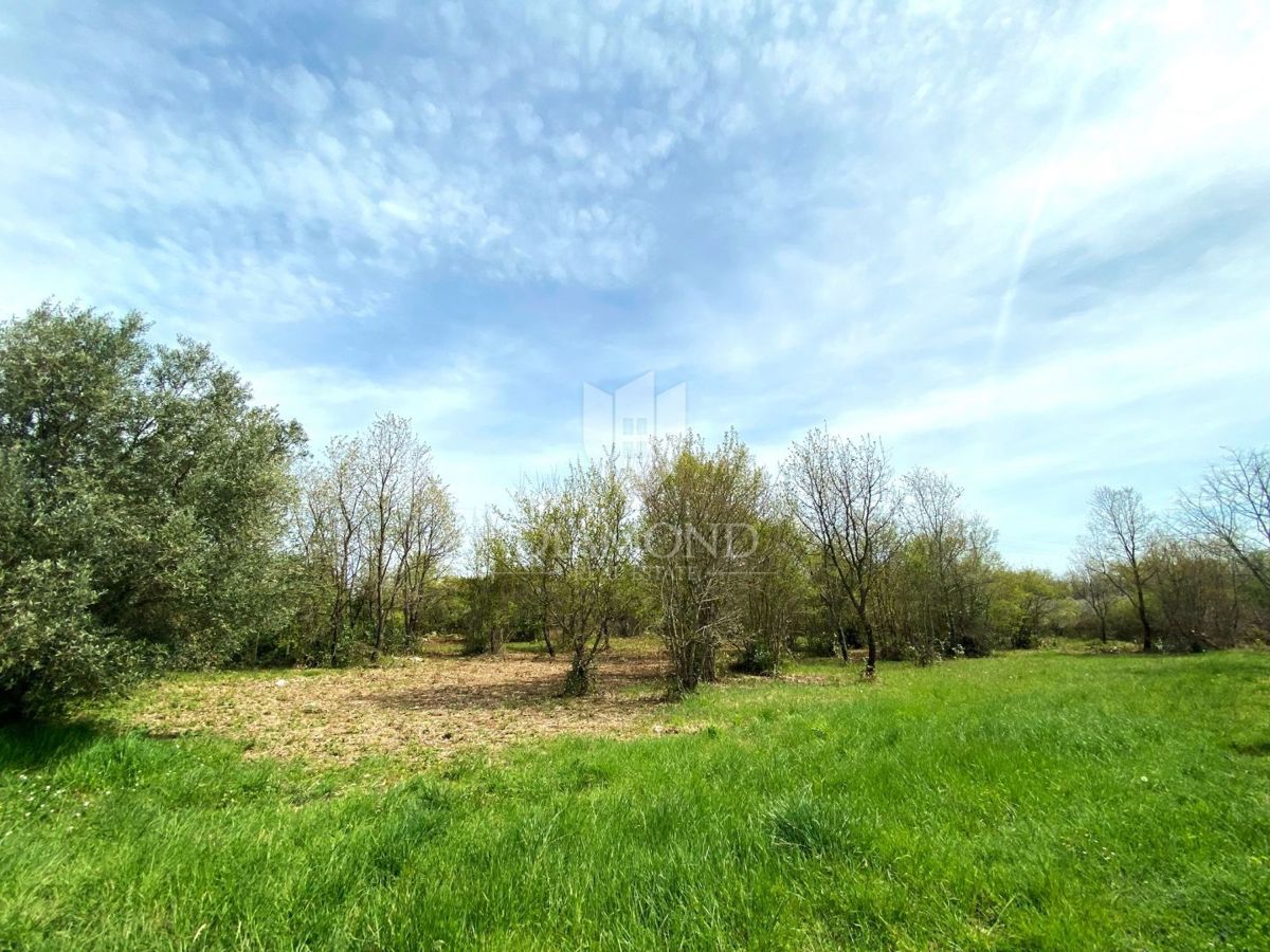 Terreno Poreč, 2.200m2