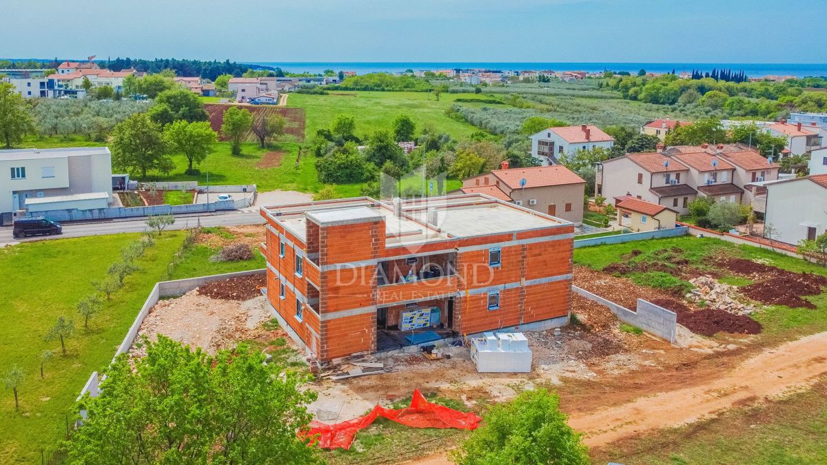 Cittanova, appartamento con terrazza sul tetto e vista mare!