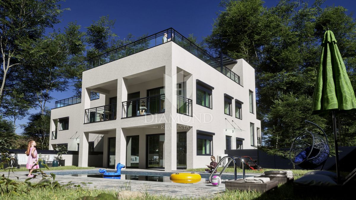 Parenzo, moderno appartamento al piano terra con giardino privato