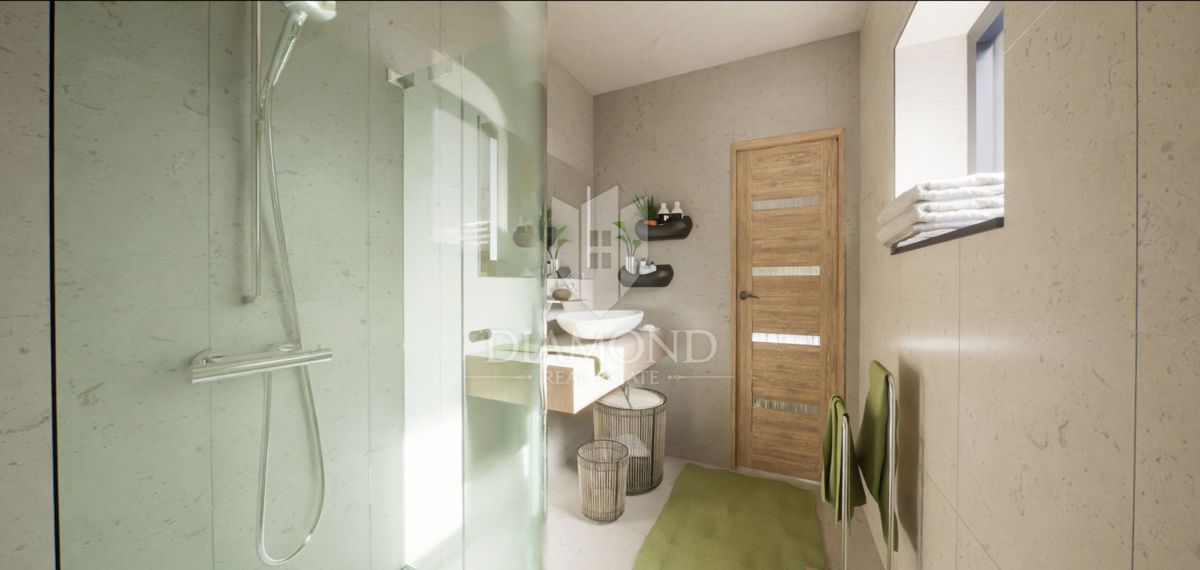 Parenzo, moderno appartamento al piano terra con giardino privato