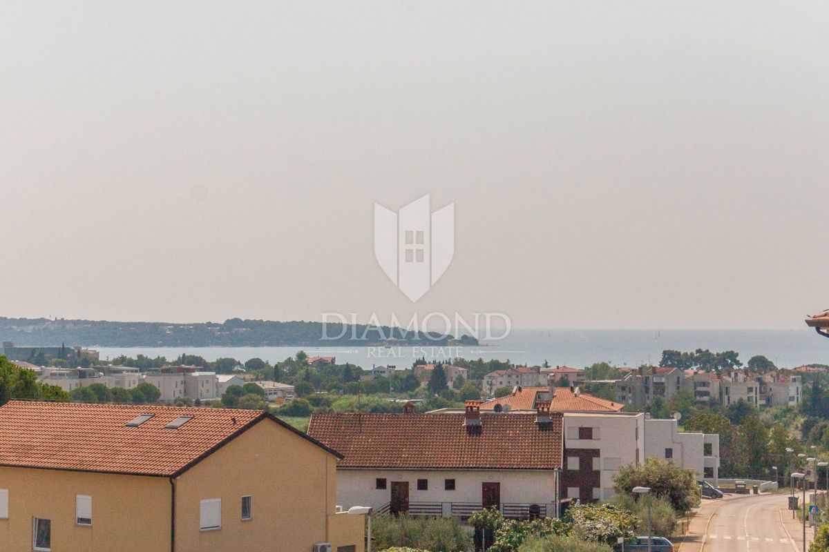 Novigrad, Appartamento con splendida vista mare!