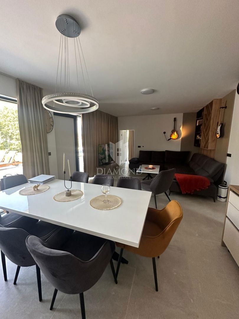 BELLISSIMA CASA AL PIANO TERRA, VICINO AD ALBONA