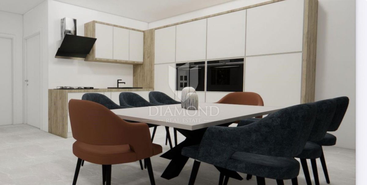 BELLISSIMA CASA AL PIANO TERRA, VICINO AD ALBONA