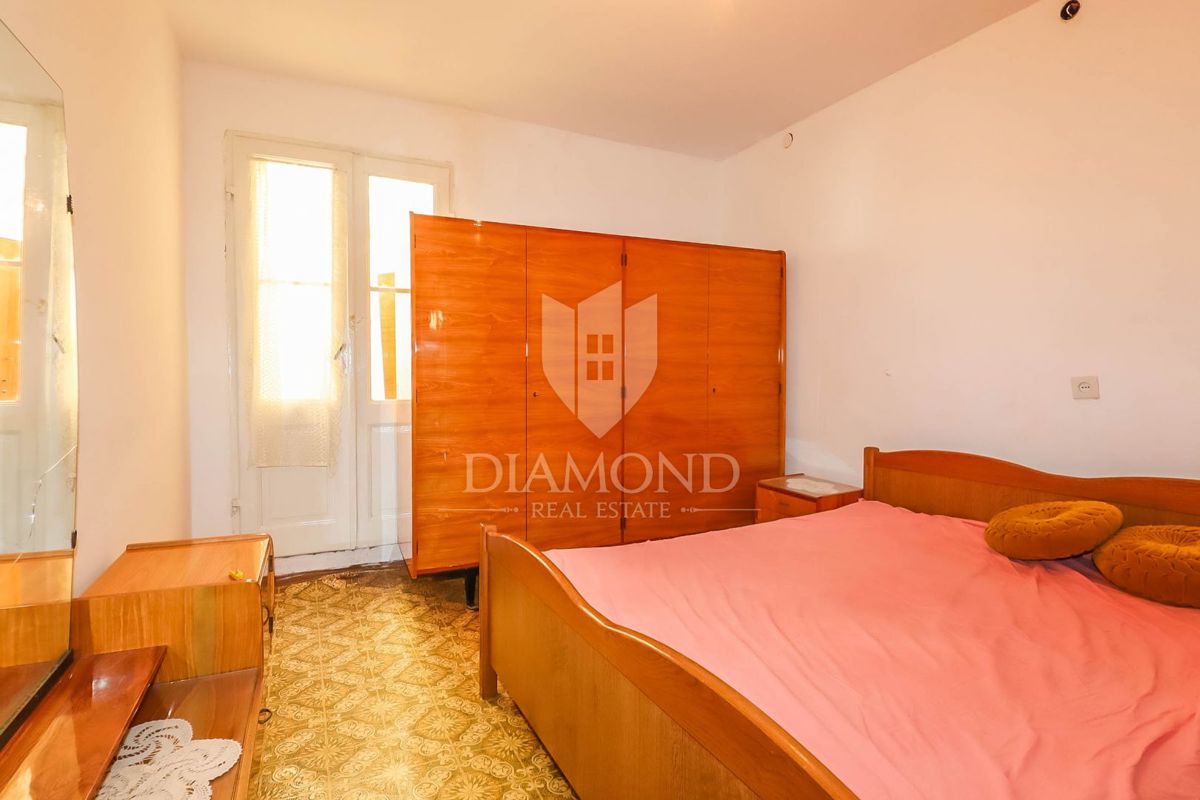 Casa a Rovigno, a 20m dal mare e dalla passeggiata