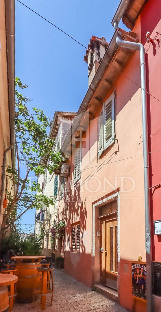Casa a Rovigno, a 20m dal mare e dalla passeggiata