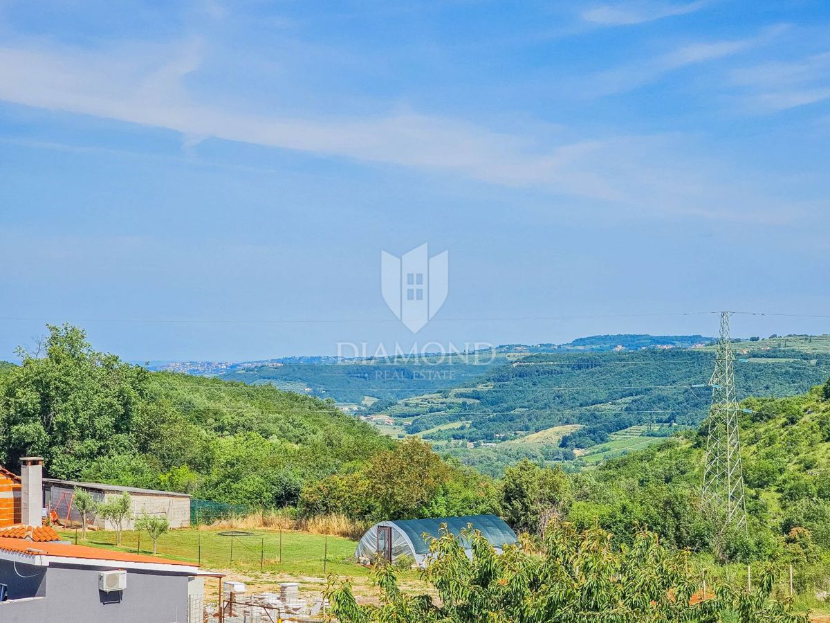 Momiano, villa idilliaca con vista panoramica!