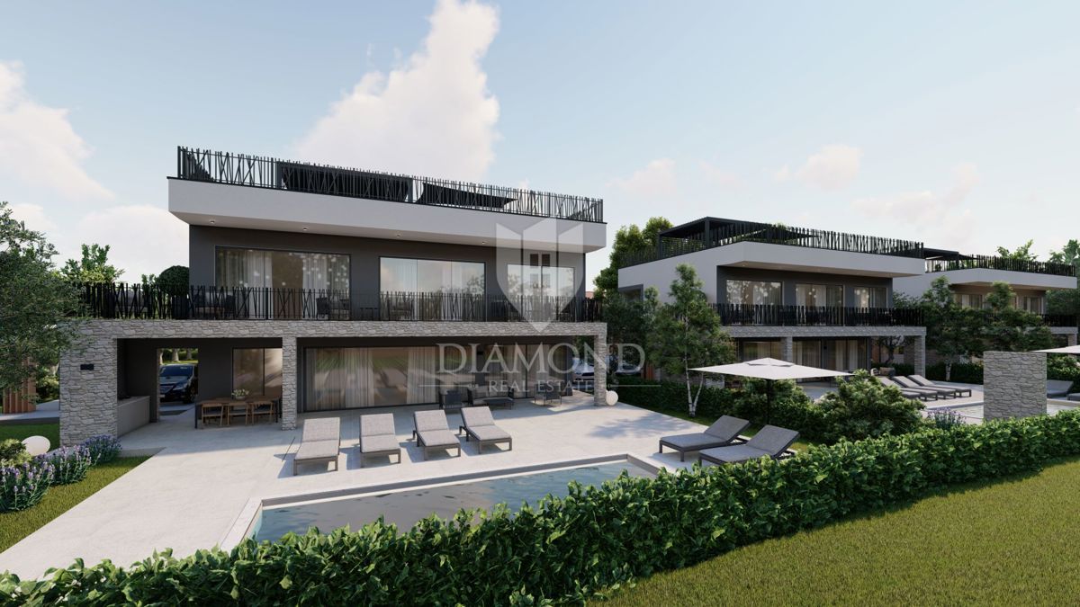 Parenzo, villa di lusso a 300 metri dalla spiaggia!