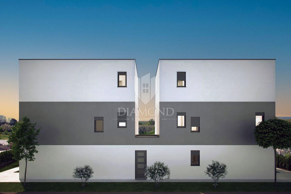 Poreč, dintorni, casa bifamiliare con piscina e vista mare