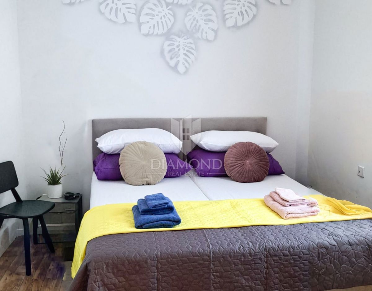 Parenzo, dintorni, spaziosa casa in una posizione ricercata