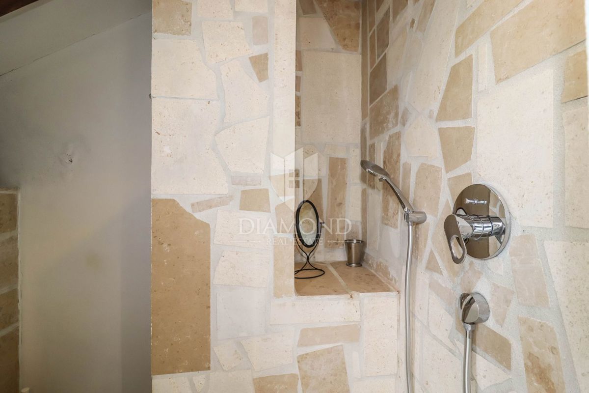 Rovigno, centro! Bellissima casa con terrazza!