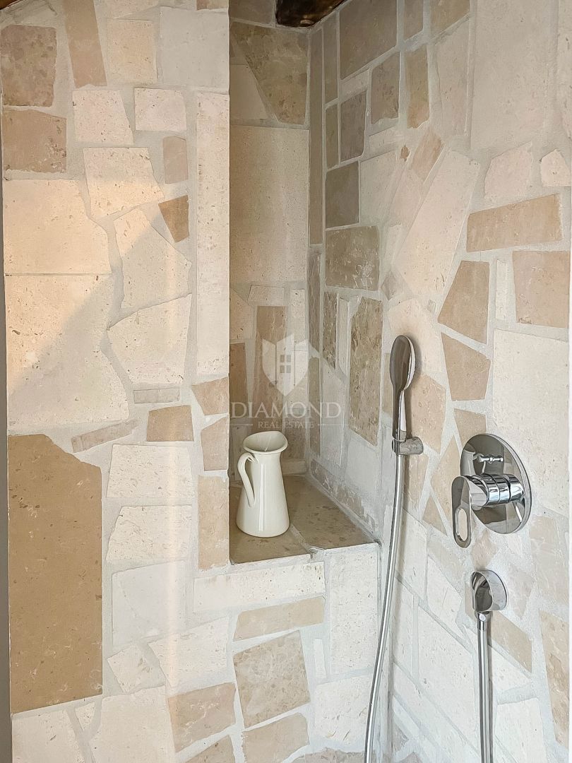 Rovigno, centro! Bellissima casa con terrazza!