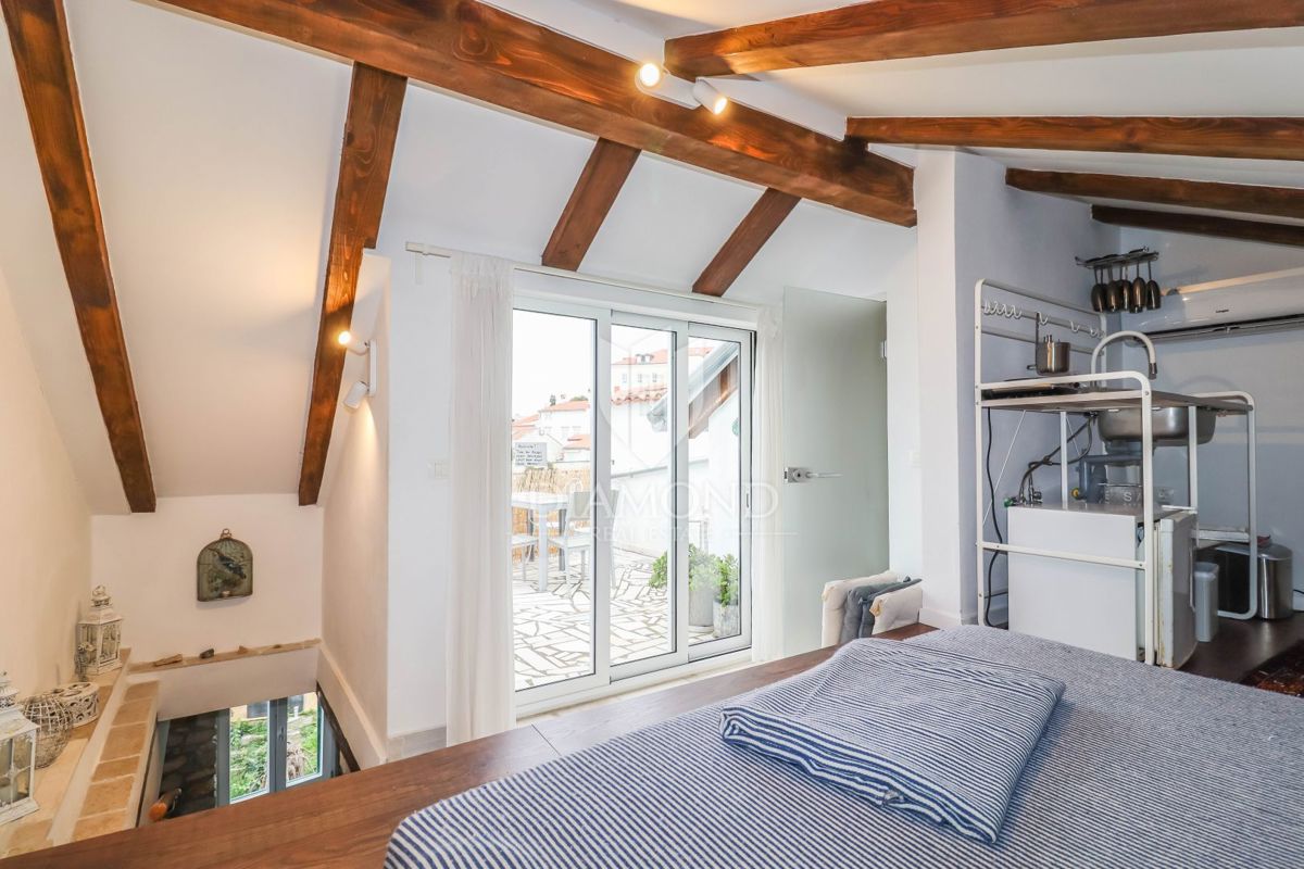 Rovigno, centro! Bellissima casa con terrazza!