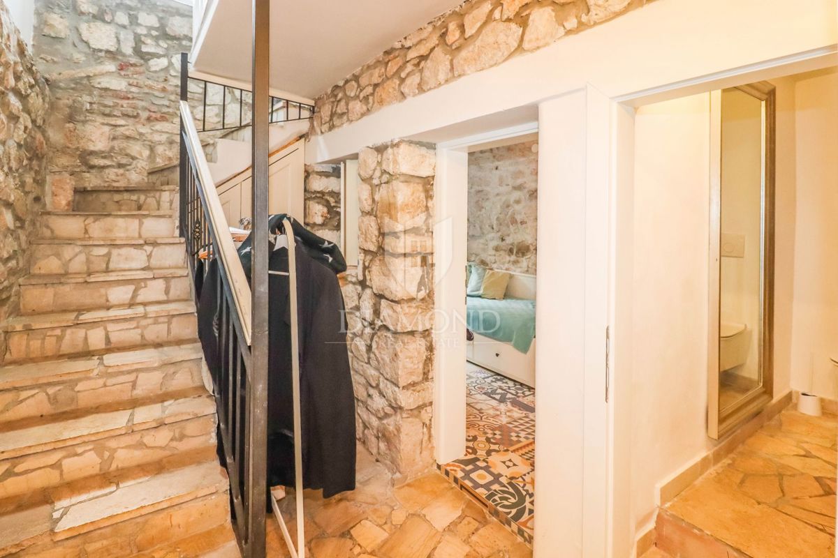 Rovigno, centro! Bellissima casa con terrazza!