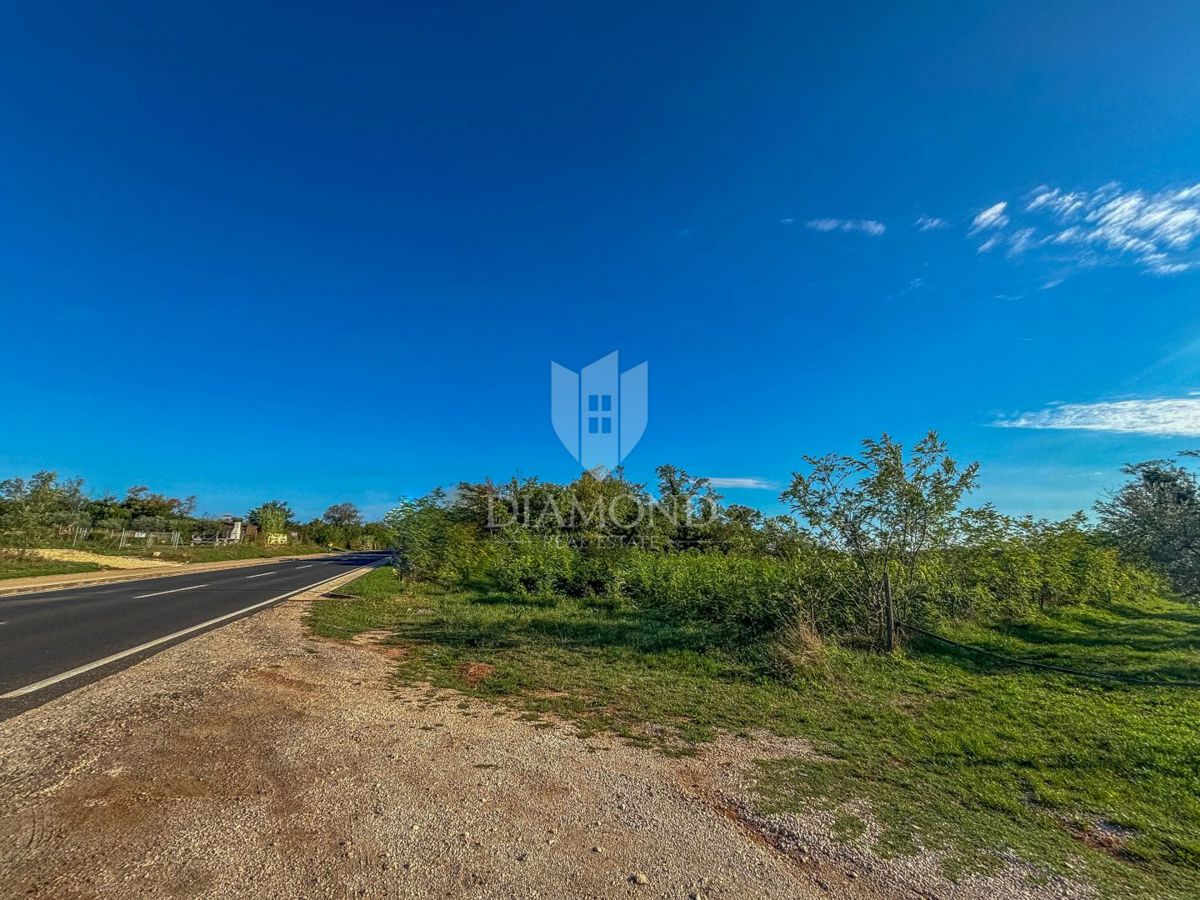 Istria, Umago - terreno in una posizione promettente!