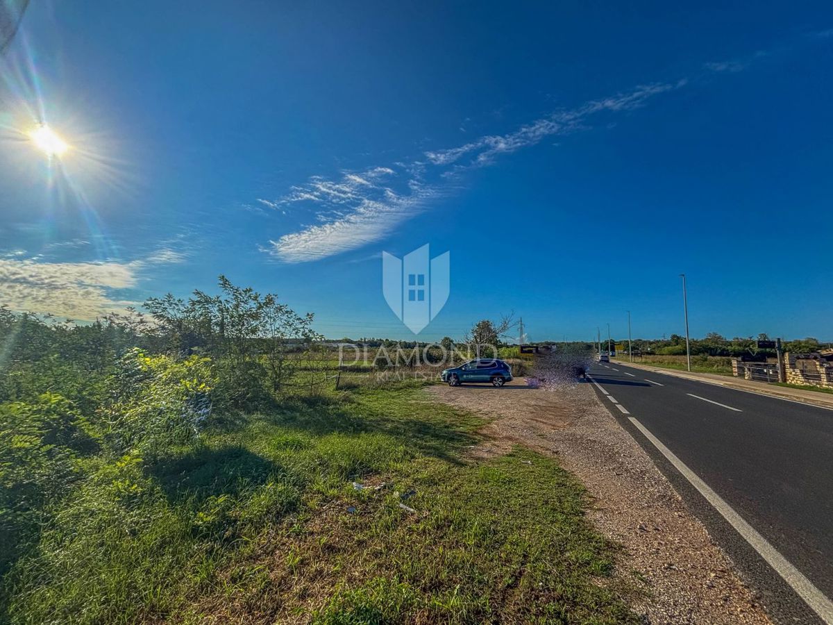 Istria, Umago - terreno in una posizione promettente!