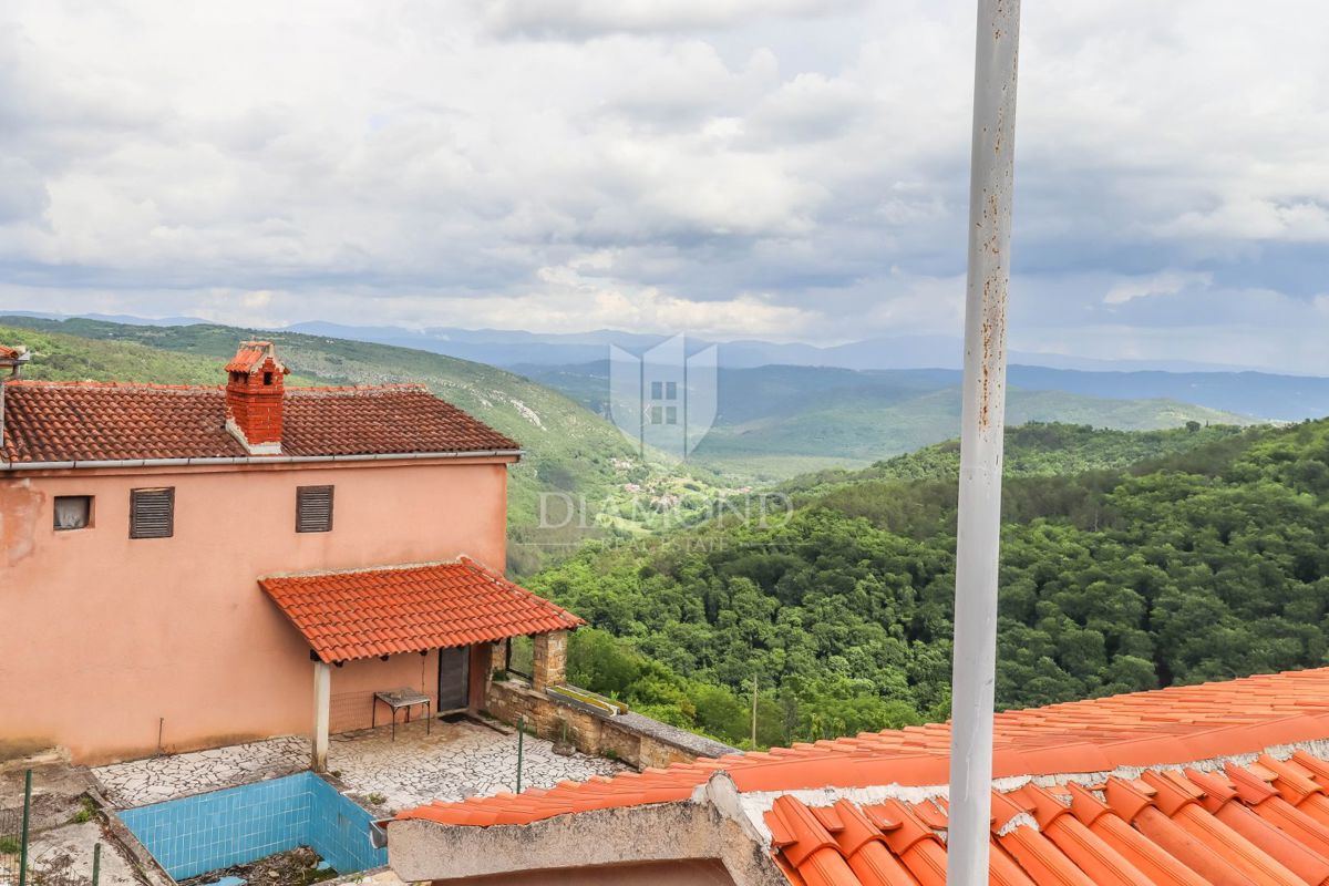 Bella casa con una vista indimenticabile! 