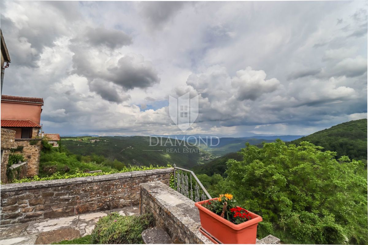 Bella casa con una vista indimenticabile! 