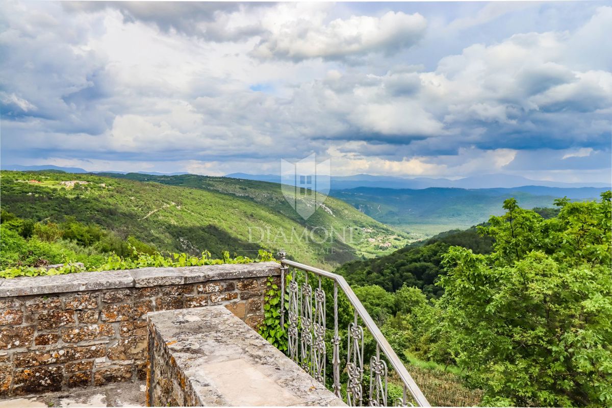 Bella casa con una vista indimenticabile! 