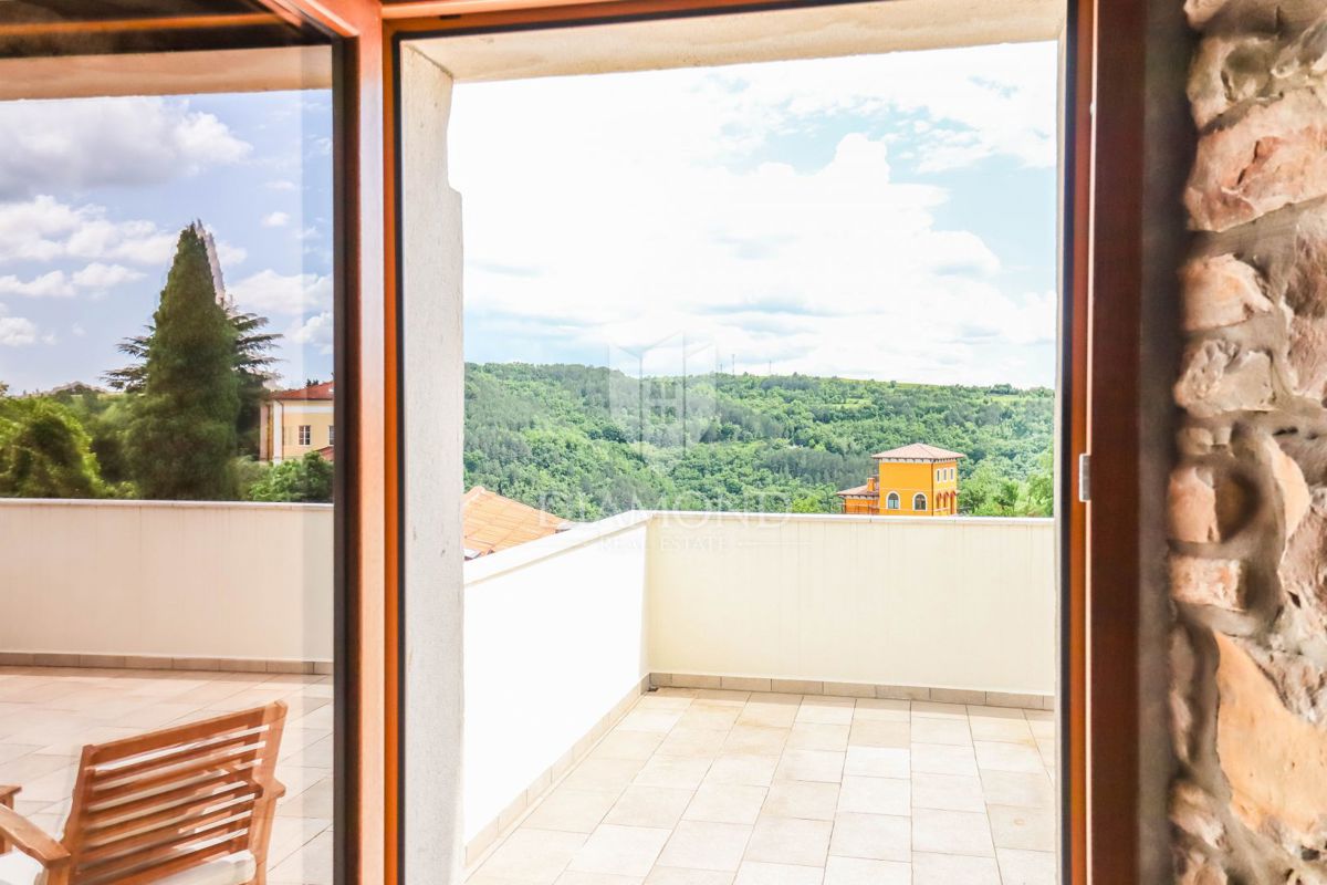 Bella casa con una vista indimenticabile! 