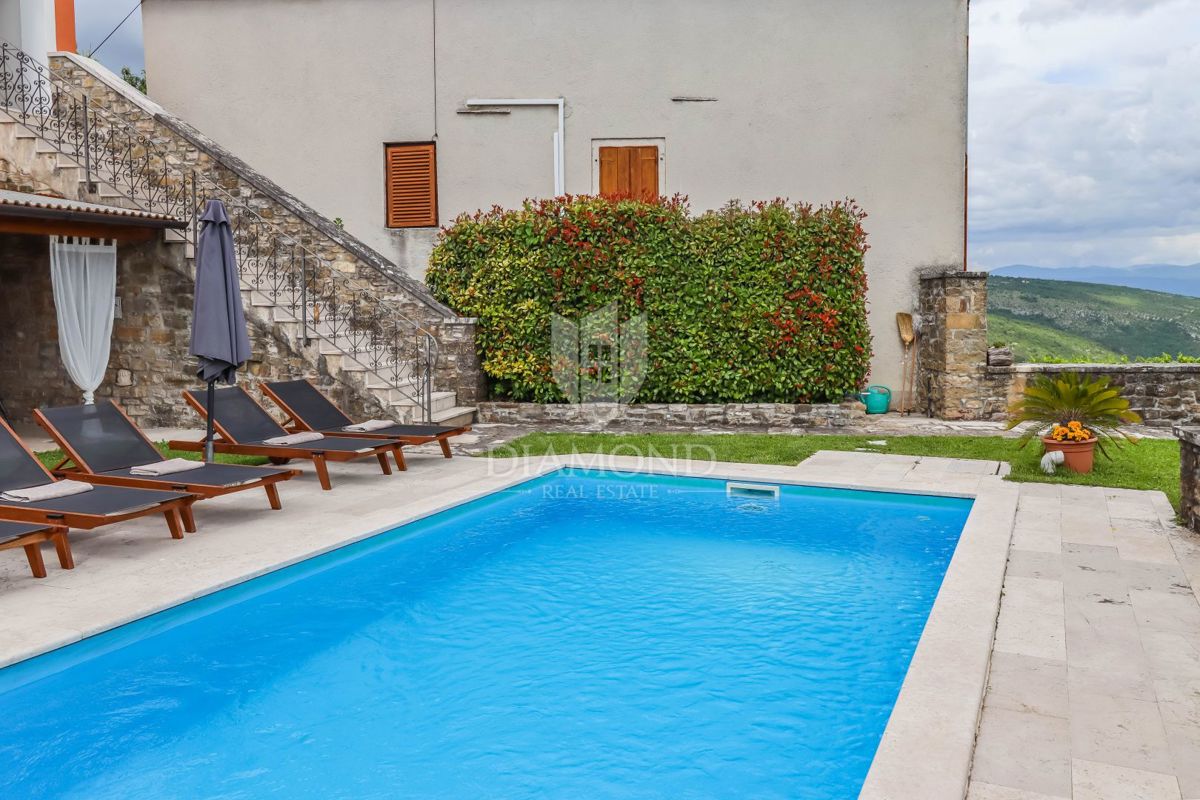 Bella casa con una vista indimenticabile! 