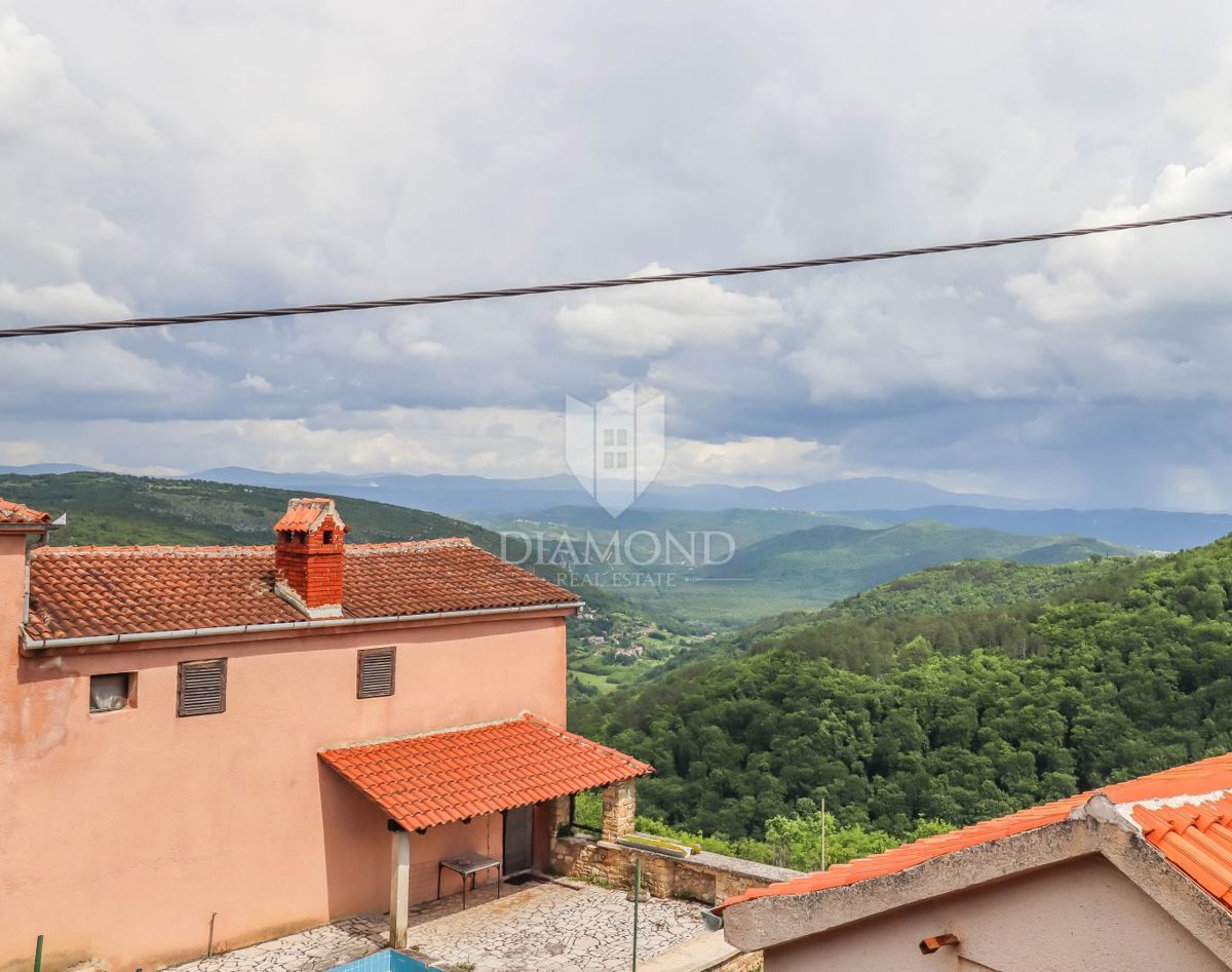 Bella casa con una vista indimenticabile! 