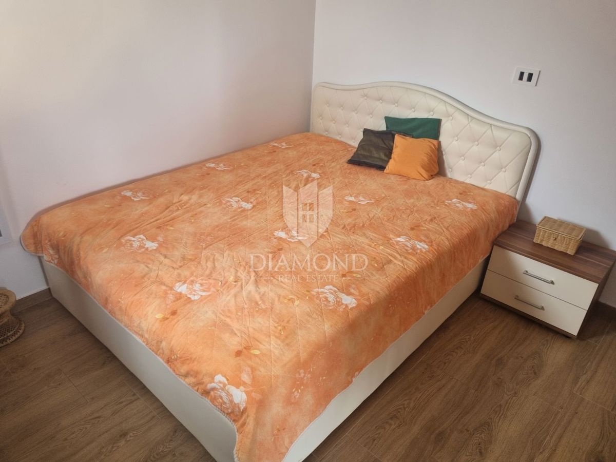 Umago, dintorni, casa moderna con piscina e 3 unità separate!