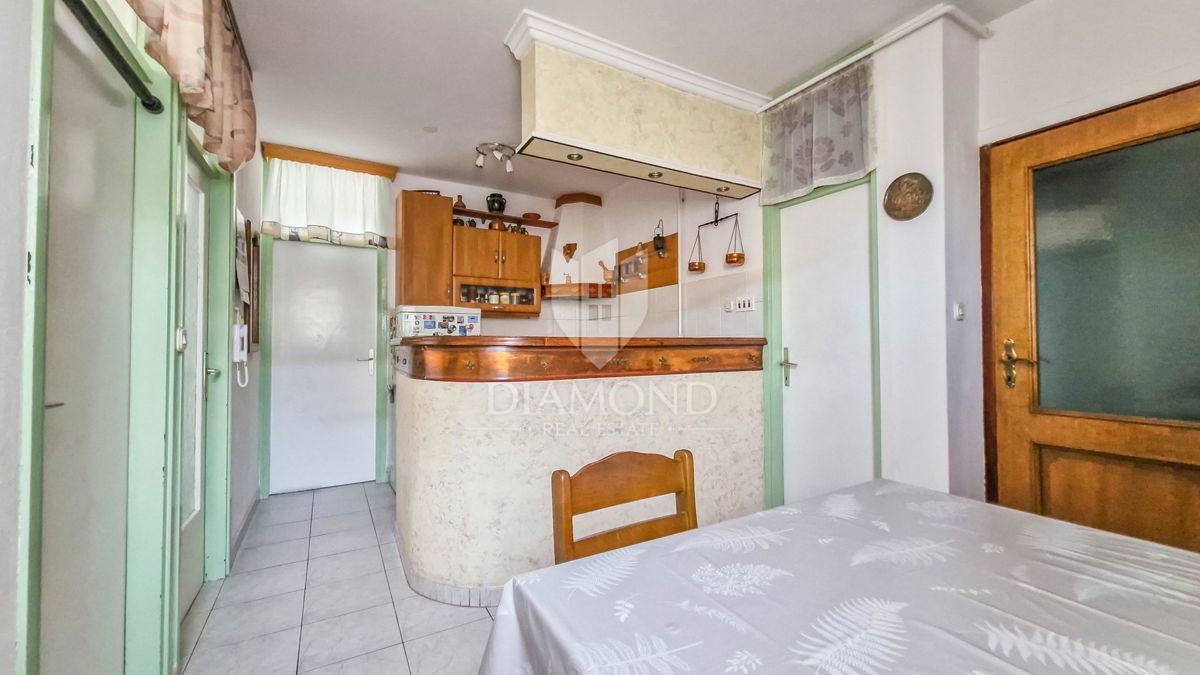 Pola, Veruda, Appartamento con vista mare