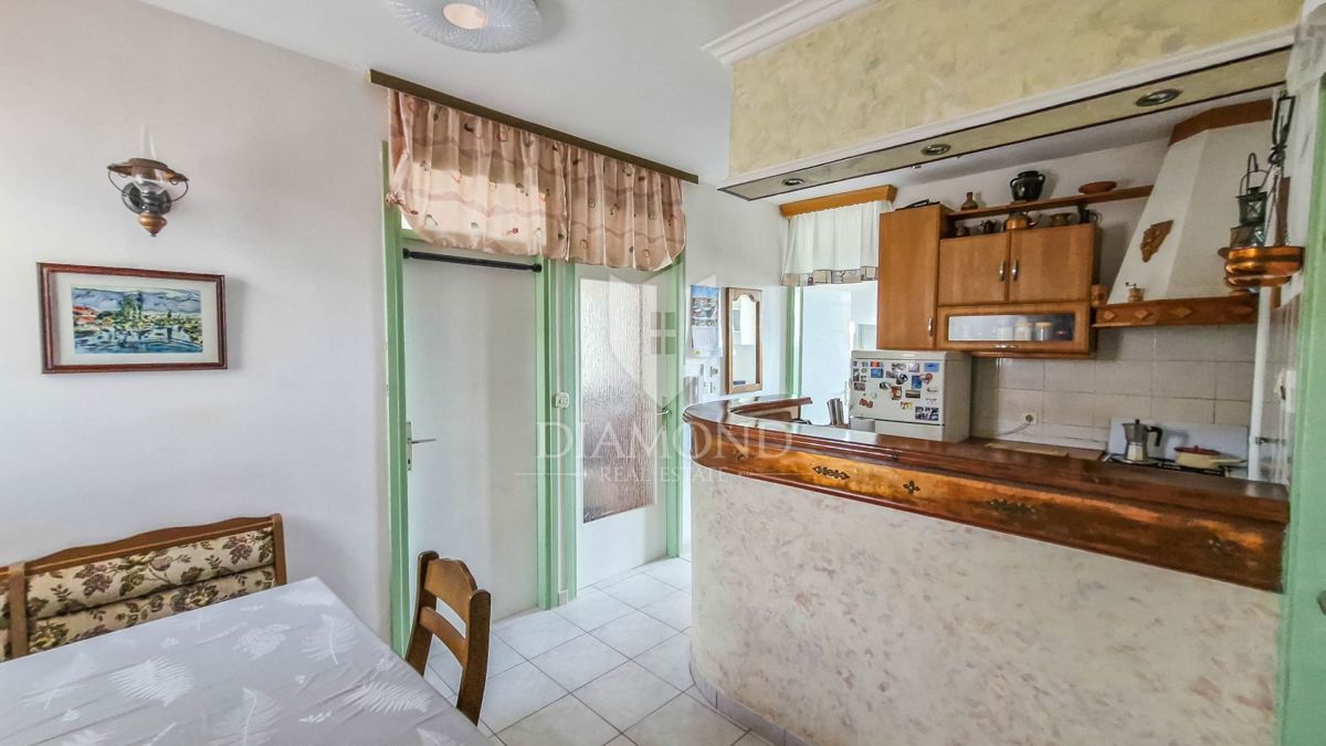 Pola, Veruda, Appartamento con vista mare