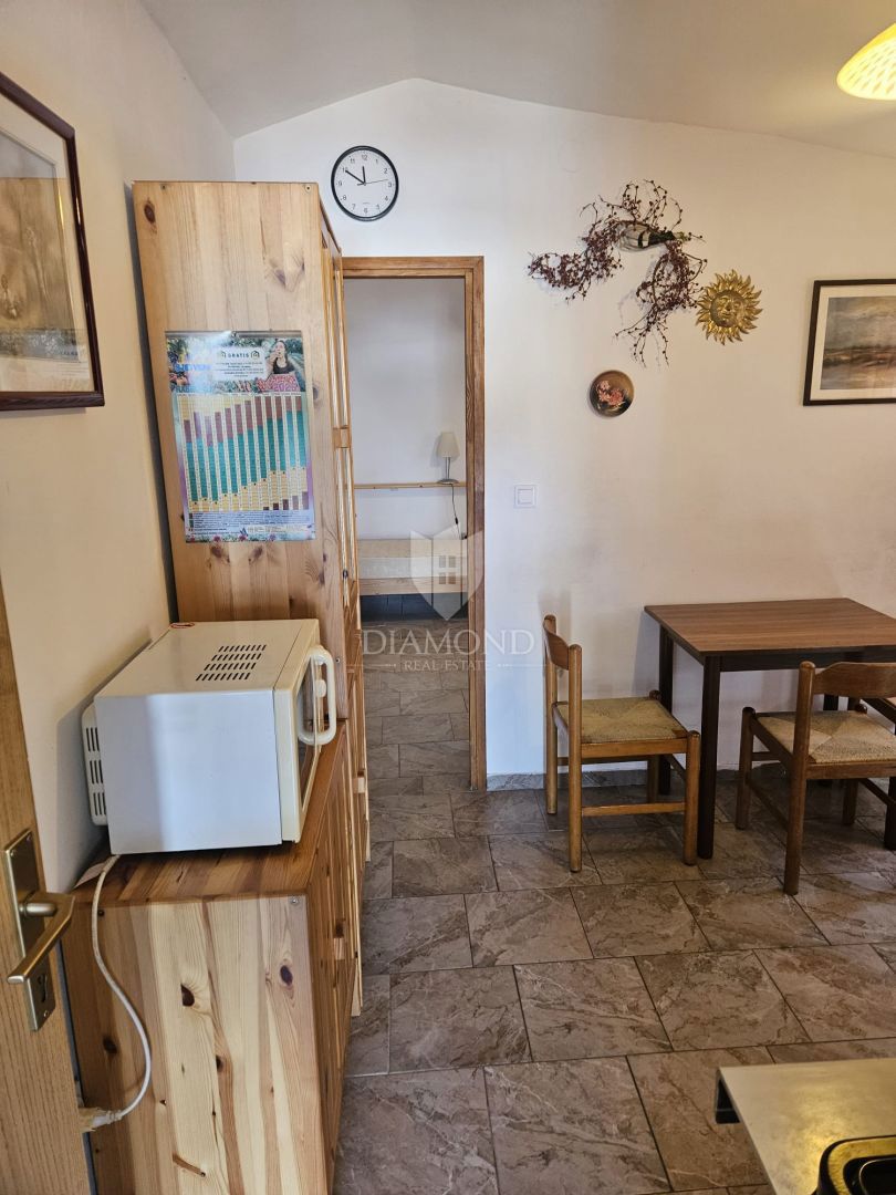 OCCASIONE!! ROVIGNO! TRE CASE E UNA PISCINA!