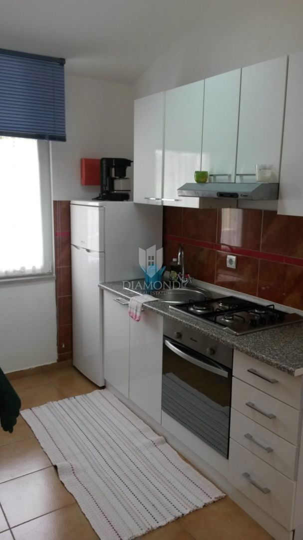 OCCASIONE!! ROVIGNO! TRE CASE E UNA PISCINA!