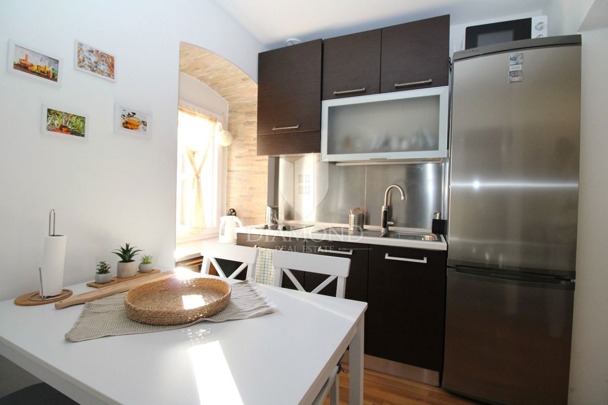 JUŠIĆI, MATULJI - Due unità abitative