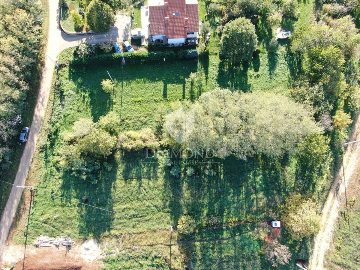 Terreno Labin, 857m2