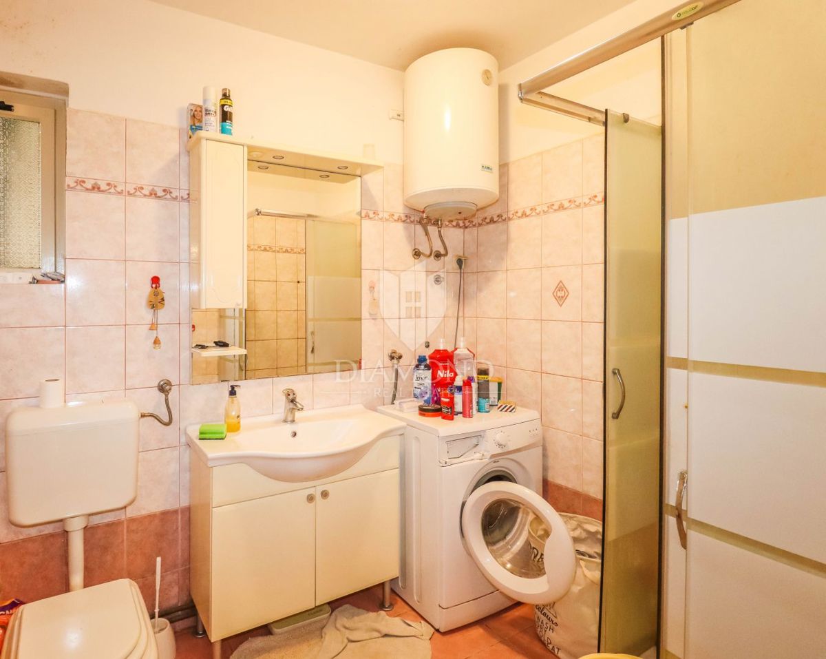 OCCASIONE! ROVIGNO! APPARTAMENTO, GIARDINO, PARCHEGGIO!