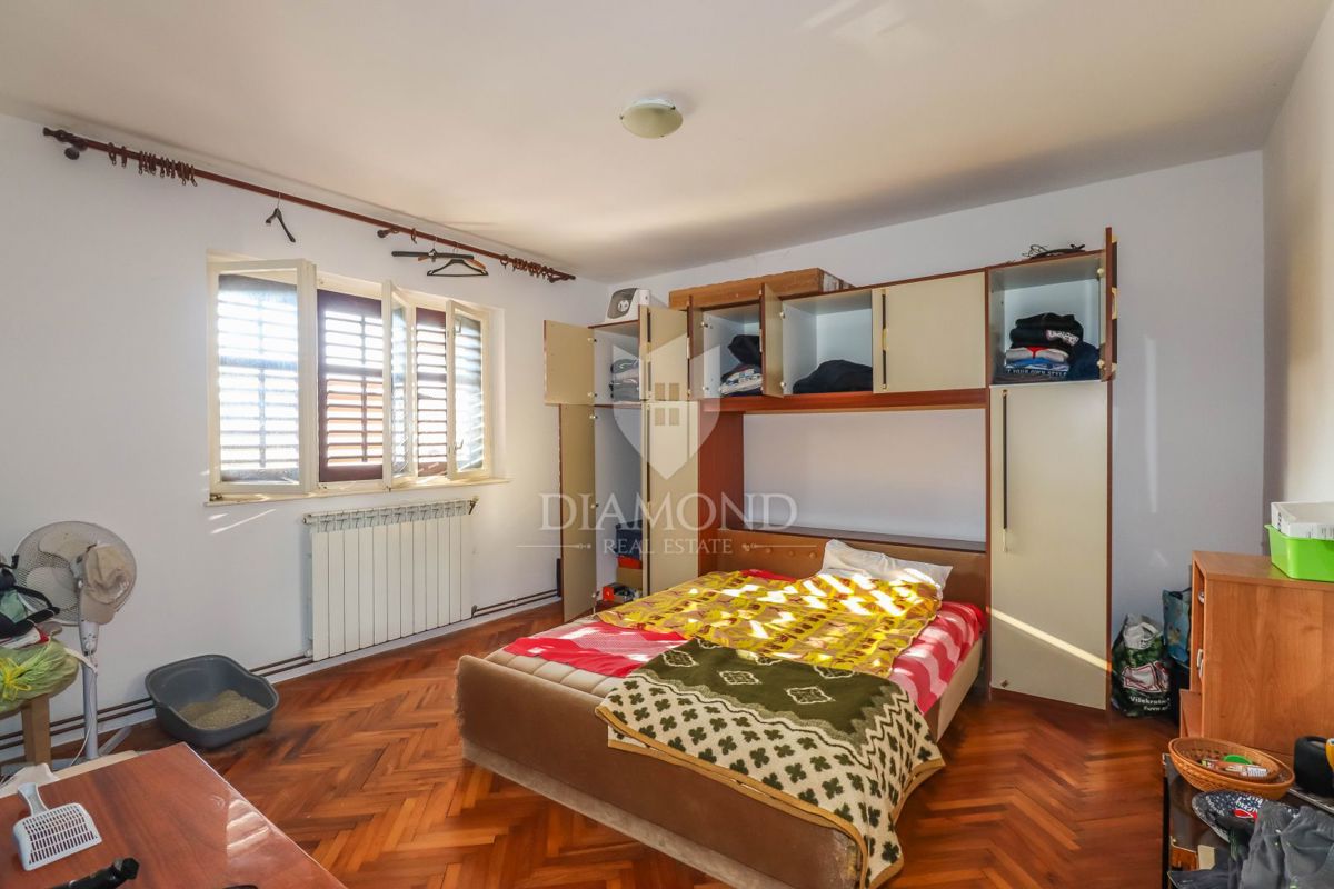 OCCASIONE! ROVIGNO! APPARTAMENTO, GIARDINO, PARCHEGGIO!