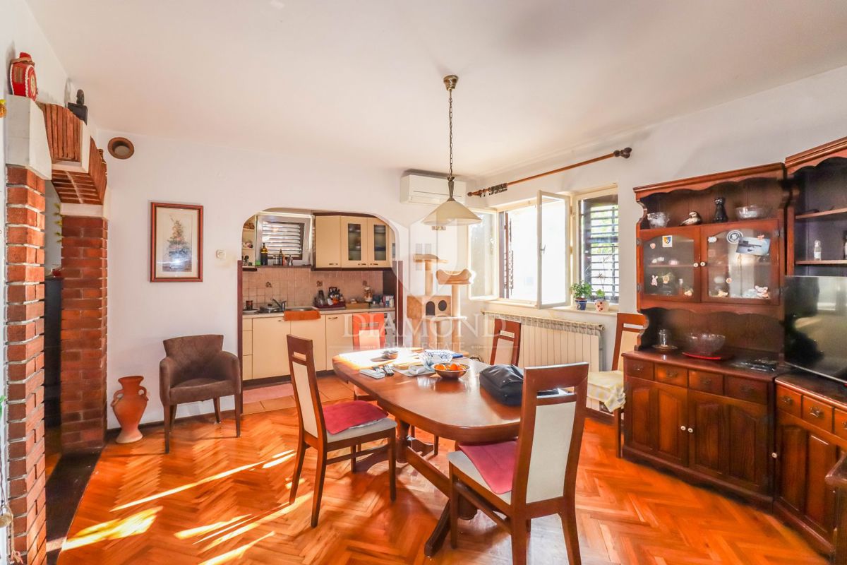 OCCASIONE! ROVIGNO! APPARTAMENTO, GIARDINO, PARCHEGGIO!