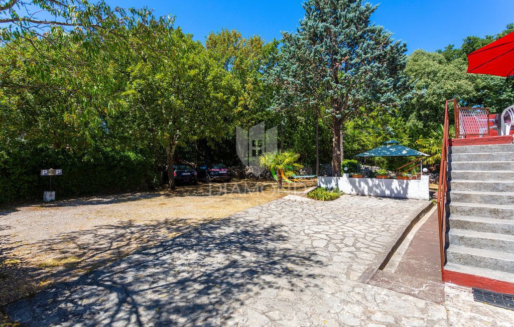 Casa con giardino a Šilo vicino al mare