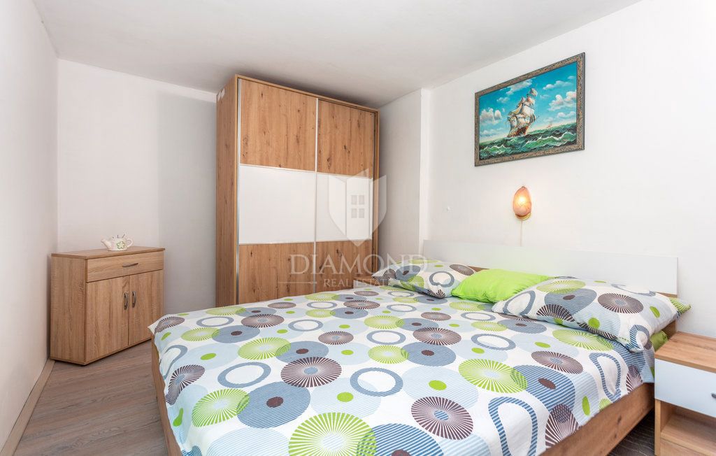 Casa con giardino a Šilo vicino al mare